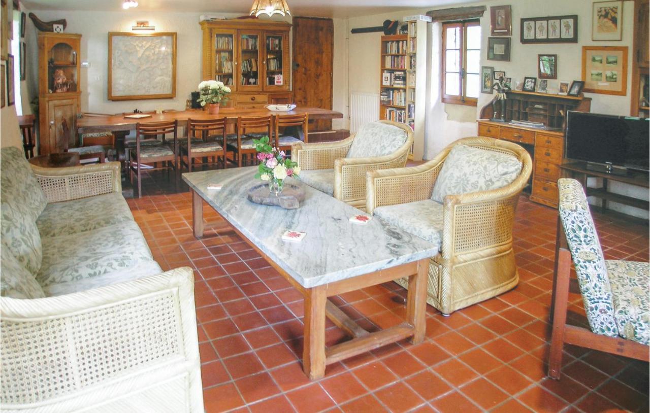 4 Bedroom Gorgeous Home In مونبازيير المظهر الخارجي الصورة